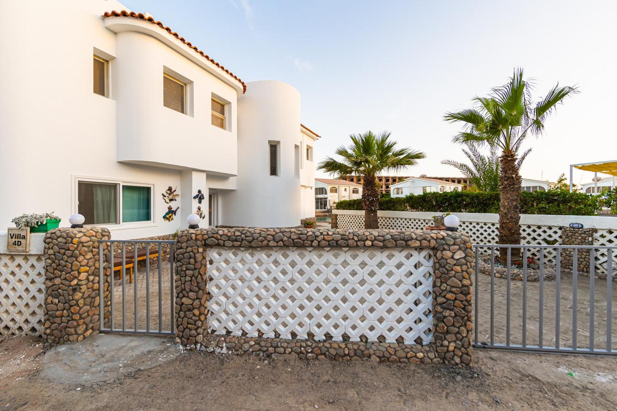 Aden Beach - Sea View Room With Beach Access In Villa Hurghada Exteriér fotografie